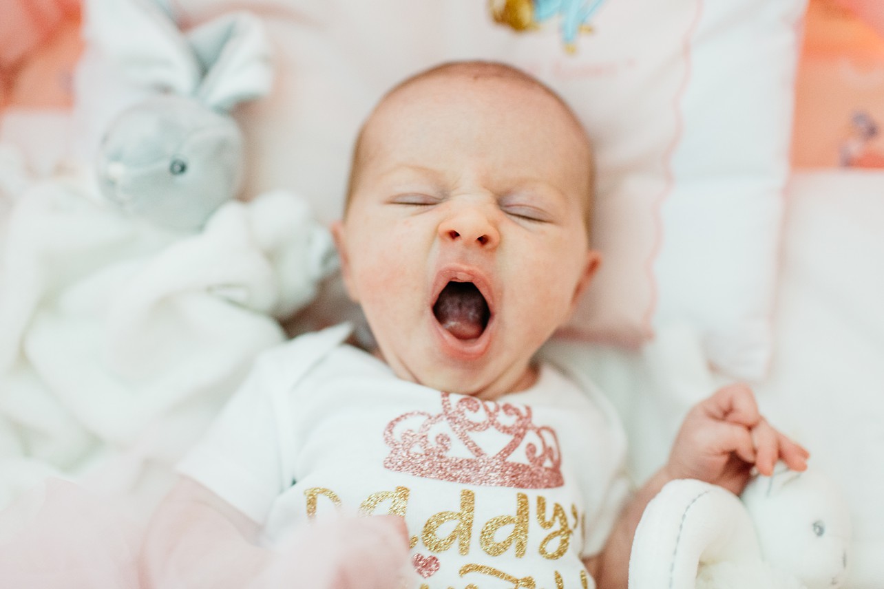 Tung Chung Newborn Session - yawning baby